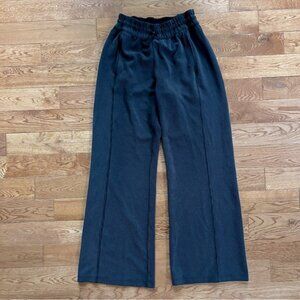 Lululemon size 6 Ribbed Softstreme HighRise Pant Black
